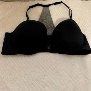 Victoria’s Secret bra 38C